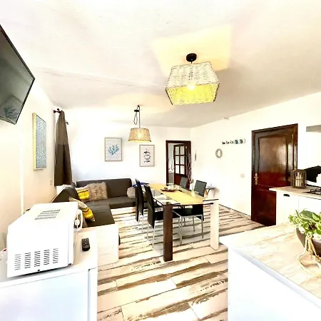 Apartamento 6 Con Jacuzzi Privado, Wifi Y Inolvidable Vista Tinajo