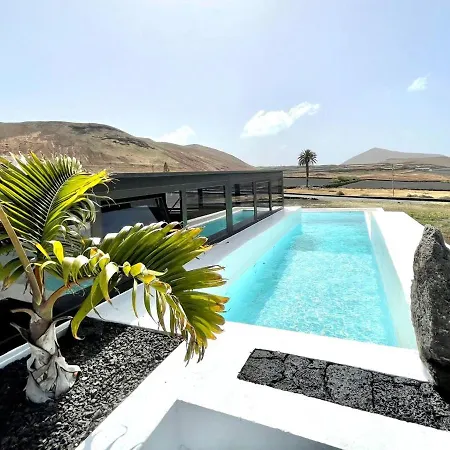 Apartamento 6 Con Jacuzzi Privado, Wifi Y Inolvidable Vista Tinajo